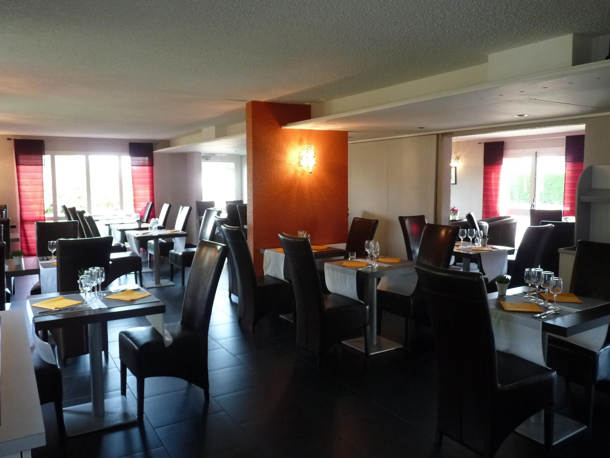 Hotel Kyriad Dieppe Saint-Aubin-sur-Scie Restaurant foto