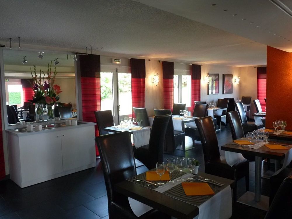 Hotel Kyriad Dieppe Saint-Aubin-sur-Scie Restaurant foto
